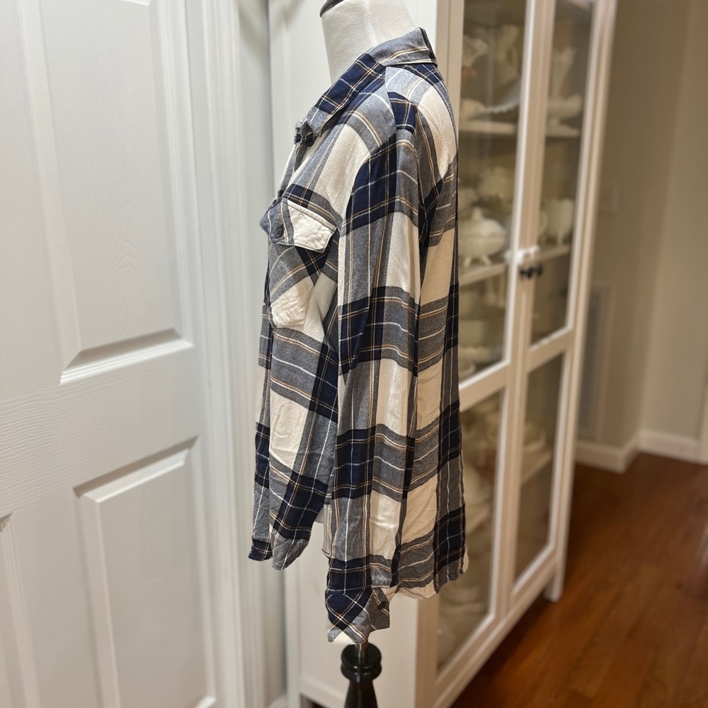 Sanctuary Plaid Button-Down Shirt - Picture 3 of 6